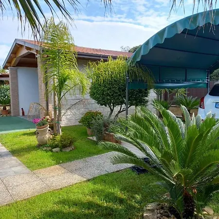 Villino Indipendente, Holiday home Lido Di Fondi