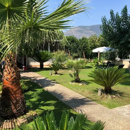 Holiday home Villino Indipendente,