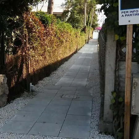 Holiday home Villino Indipendente,